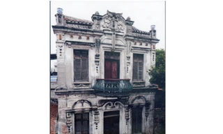 Biệt thự "Tây" ở ngôi làng 1.000 tuổi