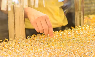 Xóa độc quyền vàng miếng: Giải phóng hàng chục tỷ USD 'chết' trong dân