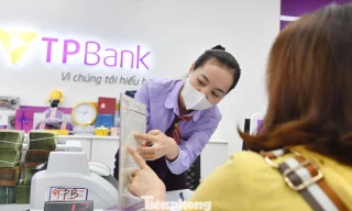 Ngân hàng đồng loạt tăng lãi suất, cá biệt mức gần 40%/năm 