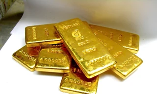 Vàng thế giới cao kỷ lục, giá trong nước tăng giảm ra sao?