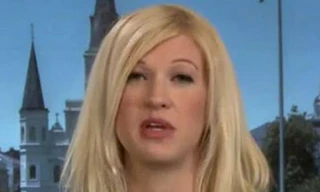 Trả lại túi tiền hơn 223.000 USD nhặt ở đường