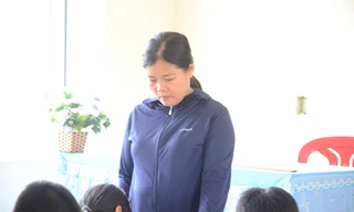 Em H.L.N nằm viện điều trị. Ảnh: infonet