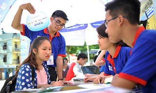 BTC chương trình "Tiếp sức mùa thi" năm 2019 thiết lập đường dây nóng và nhiều kênh thông tin khác nhau để tiếp nhận thông tin thí sinh, đảm bảo tất cả thí sinh và người nhà thí sinh đều được hỗ trợ khi tham gia kỳ thi THPT quốc gia năm 2019.