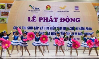 Các tiết mục văn nghệ của học sinh tại lễ phát động