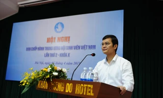 Anh Bùi Quang Huy, Bí thư T.Ư Đoàn, Chủ tịch T.Ư Hội SVVN phát biểu tại Hội nghị BCH T.Ư Hội SVVN lần thứ 2, khóa X. 