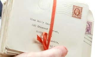 Hơn 1.000 bức thư tình của Eliot được công khai sau hơn 60 năm