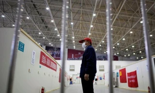 Cách ly xã hội, đeo khẩu trang, rửa tay vẫn được coi là biện pháp phòng bệnh COVID-19 tốt nhất, kể cả không có triệu chứng.