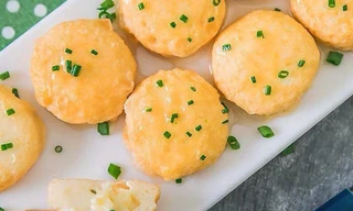 Loạt món ăn vặt được “mix&match” với phô mai có thể làm bạn “thiếu nghị lực” ngay tức thì