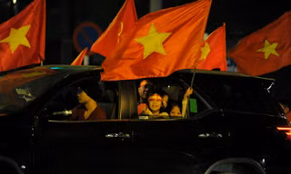 Cổ động viên 'nhí' xuống đường mừng kỳ tích U23 Việt Nam