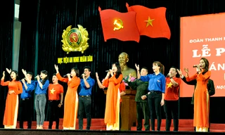 Một tiết mục văn nghệ của Đoàn Thanh niên Học viện An ninh Nhân dân tại Lễ phát động Tháng thanh niên 2016