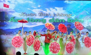 Xuân Biên phòng sưởi ấm biên cương