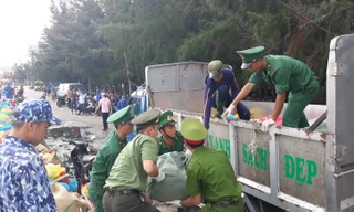 400 tình nguyện viên làm sạch biển Bà Rịa - Vũng Tàu