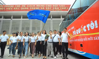Hành trình "Tôi yêu Tổ quốc tôi" 2019 sẽ diễn ra từ 6/10 - 10/12. (Trong ảnh là hoạt động xuất quân hành trình năm 2018). Ảnh: Xuân Tùng
