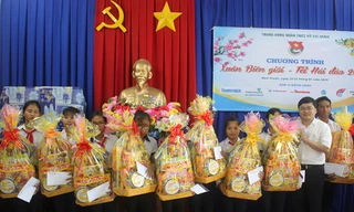 T.Ư Đoàn thăm, tặng quà Tết thanh thiếu nhi Ninh Thuận