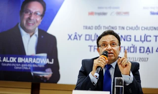 TS Alok Bharadwaj (Cựu Phó Chủ tịch phụ trách chiến lược của Canon tại Châu Á)