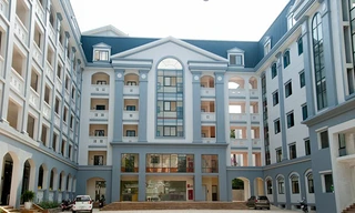 Trường THCS FPT có diện tích 4.000m2