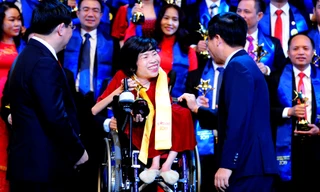 Bất ngờ xuất hiện doanh nhân trẻ Sao Đỏ thứ 11