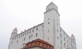 Land Rover sẽ đi ngược lại Brexit để sản xuất ôtô ngoài nước Anh?