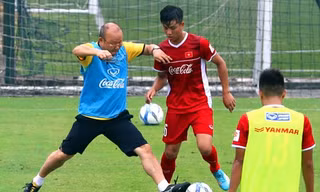 HLV Park Hang-seo và các học trò có gần nửa tháng tập huấn tại Hàn Quốc để chuẩn bị cho AFF Cup. Ảnh: Vnexpress