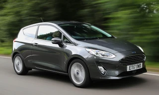 Ford Fiesta lọt top 5 xe bán chậm nhất tháng 9