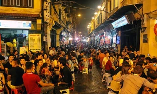 Ngừng cho phép kinh doanh tới 2h sáng tại phố cổ