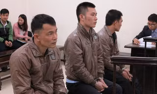 Các bị cáo tại tòa.