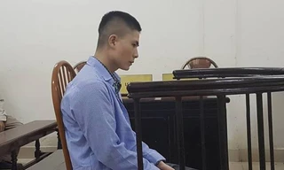 Nguyễn Văn Tuân tại tòa.