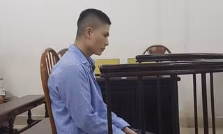 Nguyễn Văn Tuân tại tòa.