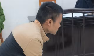 Lê Đình Duy tại tòa.