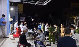 3/4 người Trung Quốc đi qua Huế không có hộ chiếu. Nhóm người này đã bị ngăn chặn, xử lý cách ly phòng COVID-19 và xem xét trục xuất.