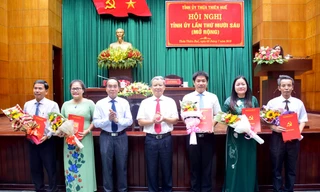 Công bố quyết định của Ban Bí thư chỉ định 5 đồng chí tham gia vào Ủy viên Ban Chấp hành Đảng bộ tỉnh TT-Huế nhiệm kỳ 2015 - 2020