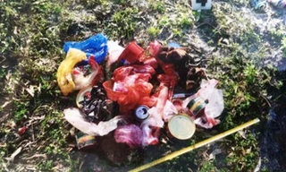 Tang vật vụ án dùng nội y sơn đỏ trấn yểm mồ mả hiện gây xôn xao dư luận tại TT-Huế