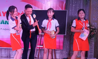 TT-Huế là địa phương đầu tiên trong cả nước tổ chức hội thi “Nét đẹp thầy trò”.
