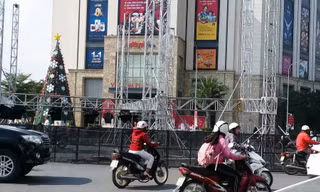 Việc ngang nhiên ngăn Quốc lộ 1 làm sân khấu âm nhạc được UBND tỉnh TT-Huế tạo điều kiện?