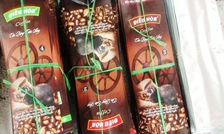 Cà phê bột không rõ nguồn gốc xuất xứ được đóng gói cà phê "xịn", nhằm trục lợi và đánh lừa người tiêu dùng.