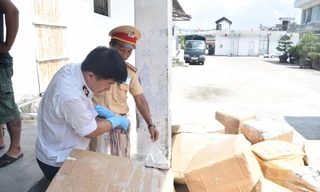 Lô nội tạng động vật không rõ nguồn gốc xuất xứ có tổng trọng lượng 1.600kg bị CSGT TT-Huế thu giữ