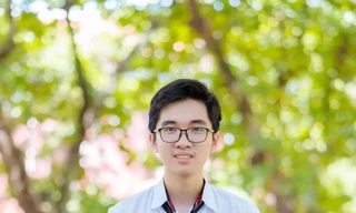 "Cậu bé Vàng" Hồ Việt Đức.