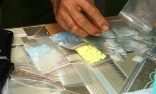 Hưng và Hiếu chưa kịp tẩu táng, phi tang trót lọt số ma túy này thị bị công an bắt quả tang