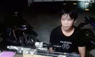 Đối tượng Phụng và khẩu súng tự chế có mức sát thương cao