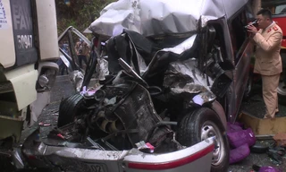 Công an xác định, nguyên nhân vụ tai nạn kinh hoàng này là do xe khách vượt sai ở đoạn đường cấm vượt và không giảm tốc độ tại nơi có biển cảnh báo.