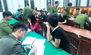 Qua test nhanh, các “nam thanh nữ tú” này đều dương tính với chất ma túy