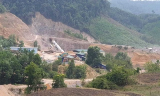 Nhà máy thủy điện Thượng Nhật ngang nhiên phớt lờ lệnh xả van tháo nước, chưa được phép tích nước để phòng lũ cho hạ du. Ảnh: Vi Thảo