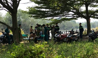 Lực lượng chức năng điều tra vụ việc.