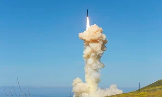 Xem Mỹ kích hoạt hệ thống phòng thủ tên lửa đạn đạo