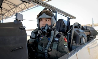 Thượng úy Toại trên máy bay huấn luyện T-6 Texan II. Ảnh: USAF