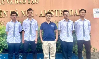 Đội tuyển Việt Nam đạt giải Nhì cuộc thi Thử thách Toán mô hình quốc tế 2022