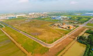 Dự thảo Luật Đất đai sửa đổi hướng tới đẩy mạnh tích tụ, tập trung đất đai, giảm tình trạng đất nông nghiệp bỏ hoang Ảnh minh họa: Như Ý