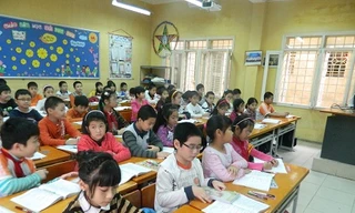 Câu chuyện lớp trưởng: Mặt phải và trái