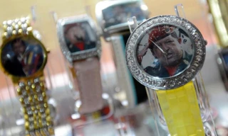 Những chiếc đồng hồ in hình cố Tổng thống Venezuela Hugo Chavez