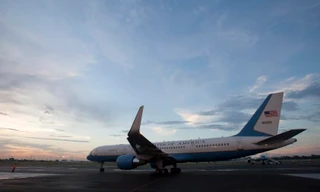 Máy bay chở Ngoại trưởng Mỹ John Kerry tại sân bay Havana, Cuba ngày 14/8/2015